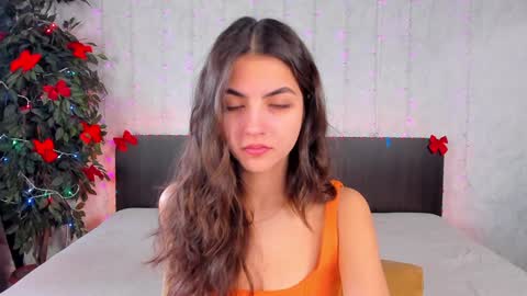 Snapshot of milana_crystal_ chatting on 01-20-25, 08:19 Milana online show from 01-20-25, 08:19