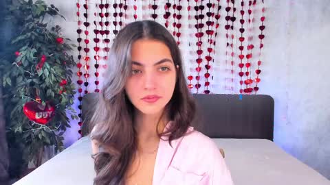 Snapshot of milana_crystal_ chatting on 02-07-25, 08:22 Milana online show from 02-07-25, 08:22
