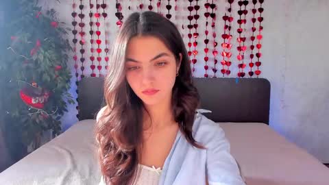 Snapshot of milana_crystal_ chatting on 02-11-25, 11:21 Milana online show from 02-11-25, 11:21