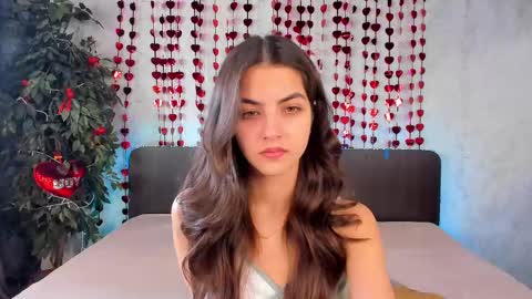 Snapshot of milana_crystal_ chatting on 02-13-25, 08:27 Milana online show from 02-13-25, 08:27