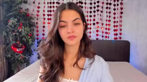 Snapshot of milana_crystal_ chatting on 02-16-25, 11:27 Milana online show from 02-16-25, 11:27