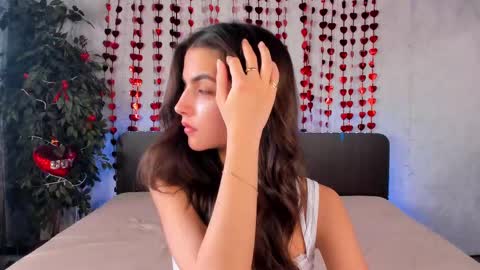 Snapshot of milana_crystal_ chatting on 02-19-25, 11:17 Milana online show from 02-19-25, 11:17