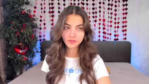 Snapshot of milana_crystal_ chatting on 02-23-25, 08:17 Milana online show from 02-23-25, 08:17