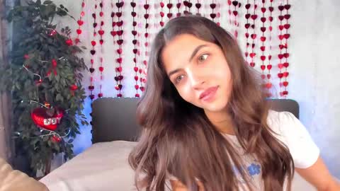 Snapshot of milana_crystal_ chatting on 02-23-25, 11:22 Milana online show from 02-23-25, 11:22