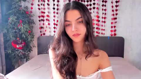 Snapshot of milana_crystal_ chatting on 02-27-25, 11:10 Milana online show from 02-27-25, 11:10
