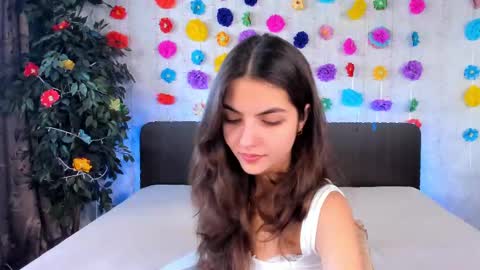 Snapshot of milana_crystal_ chatting on 03-07-25, 08:23 Milana online show from 03-07-25, 08:23