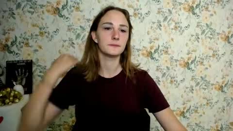 Snapshot of milana_cutie_ chatting on 09-21-25, 06:15 Milana online show from 09-21-25, 06:15