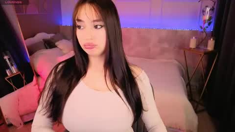 Milana online show from 03-22-26, 01:58