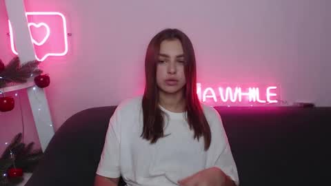 Snapshot of milanaangelas chatting on 12-17-24, 06:02 milanaangelas online show from 12-17-24, 06:02