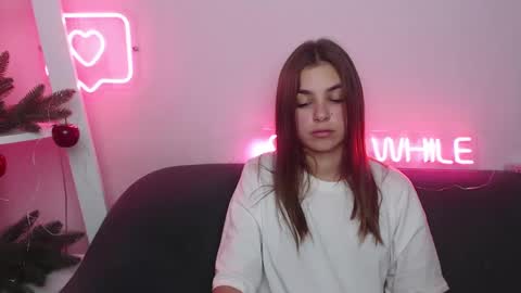 Snapshot of milanaangelas chatting on 12-28-24, 05:46 milanaangelas online show from 12-28-24, 05:46