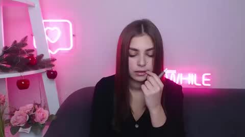 Snapshot of milanaangelas chatting on 01-05-25, 05:30 milanaangelas online show from 01-05-25, 05:30