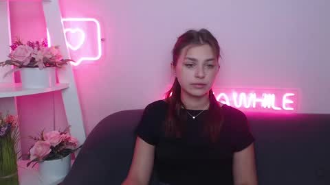 Snapshot of milanaangelas chatting on 01-25-25, 05:51 milanaangelas online show from 01-25-25, 05:51