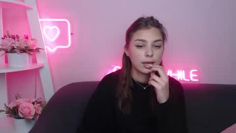 Snapshot of milanaangelas chatting on 03-01-25, 05:42 milanaangelas online show from 03-01-25, 05:42