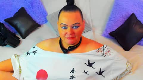 Lana online show from 01-30-25, 02:25