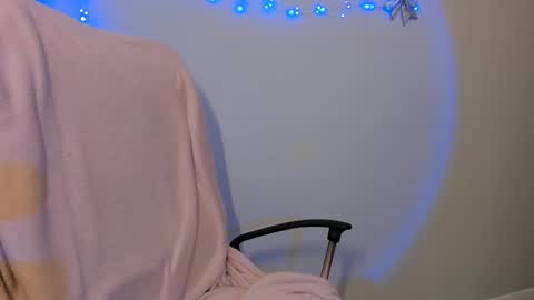 Milana online show from 12-25-24, 07:45