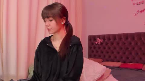 Snapshot of milanahottss chatting on 04-26-26, 05:16 Milana online show from 04-26-26, 05:16