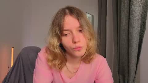 Milaray online show from 06-21-26, 05:32