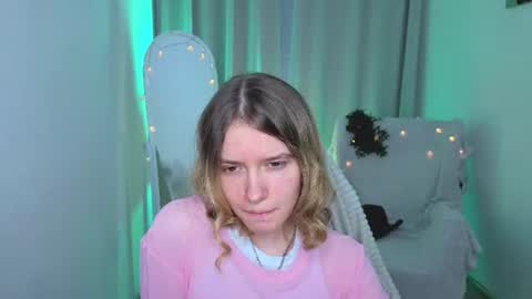 Milaray online show from 06-26-26, 05:34