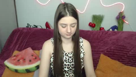 Snapshot of milanaroz chatting on 03-01-26, 06:15 milanaroz online show from 03-01-26, 06:15