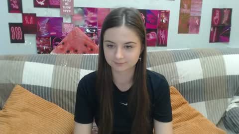 milanaroz online show from 06-27-26, 12:44