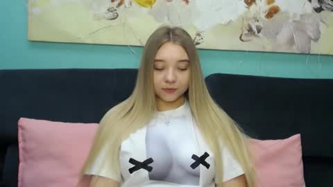 Milana online show from 03-07-26, 05:59