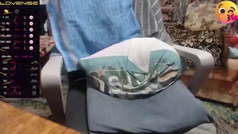 Luna-- link in bio online show from 09-10-25, 07:47