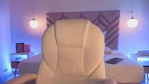 Snapshot of milancorleone chatting on 04-27-26, 11:19 Milan Corleone online show from 04-27-26, 11:19