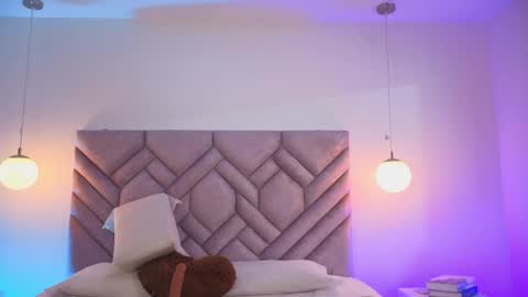 Snapshot of milancorleone chatting on 04-29-26, 11:25 Milan Corleone online show from 04-29-26, 11:25
