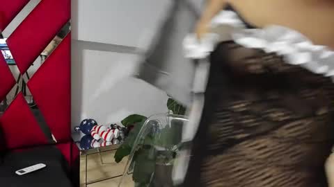 milanx2 online show from 10-20-25, 09:26