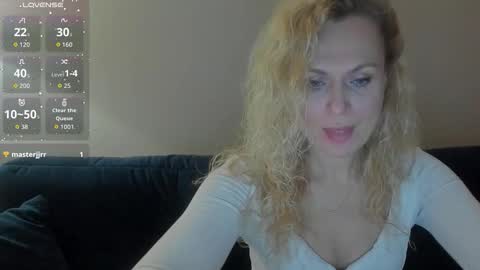 milanna_x online show from 11-19-25, 09:48