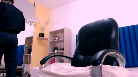 milanzaire online show from 01-18-26, 06:01