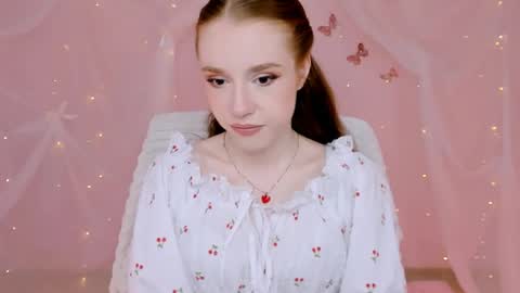 Snapshot of milasiren chatting on 05-27-26, 05:26 Mila online show from 05-27-26, 05:26