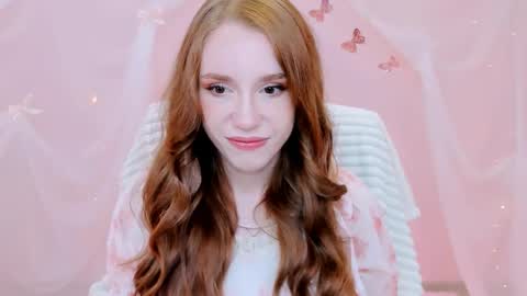 Snapshot of milasiren chatting on 05-29-26, 05:27 Mila online show from 05-29-26, 05:27