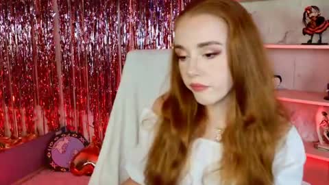 Snapshot of milasiren chatting on 06-17-26, 09:23 Mila online show from 06-17-26, 09:23