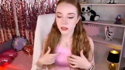 Snapshot of milasiren chatting on 06-24-26, 05:17 Mila online show from 06-24-26, 05:17
