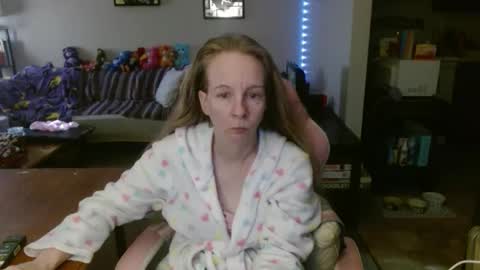 Snapshot of milastoned chatting on 02-18-26, 02:35 Mila online show from 02-18-26, 02:35