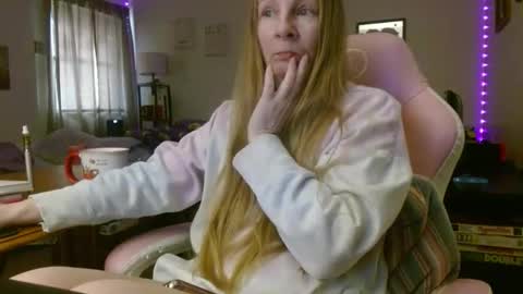 Snapshot of milastoned chatting on 03-13-26, 02:23 Mila online show from 03-13-26, 02:23