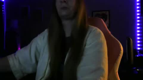 Snapshot of milastoned chatting on 03-28-26, 11:32 Mila online show from 03-28-26, 11:32