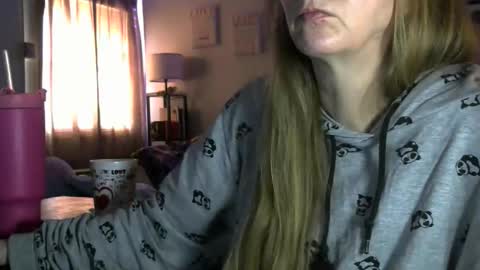 Snapshot of milastoned chatting on 03-31-26, 02:06 Mila online show from 03-31-26, 02:06