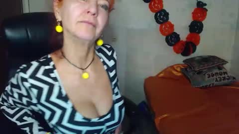 Snapshot of milayadflow chatting on 11-09-25, 05:11 MilayaDFlow online show from 11-09-25, 05:11