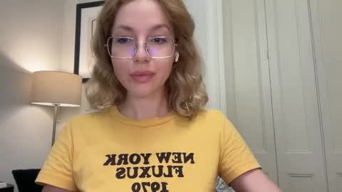 Snapshot of milayah chatting on 12-05-25, 03:20 Mila online show from 12-05-25, 03:20