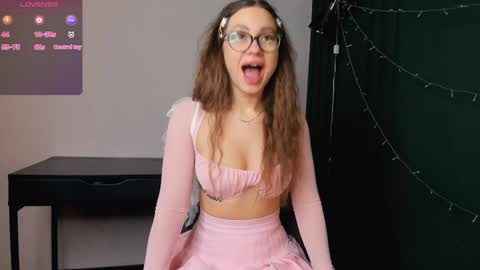 Mila online show from 12-08-24, 02:52