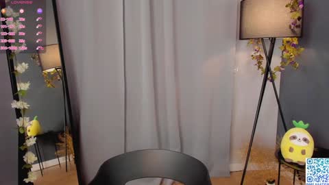 Mila online show from 01-17-25, 04:28