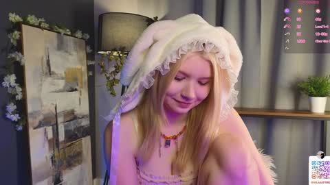 Mila online show from 02-01-25, 01:23