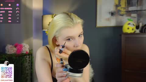 Mila online show from 03-11-25, 03:26