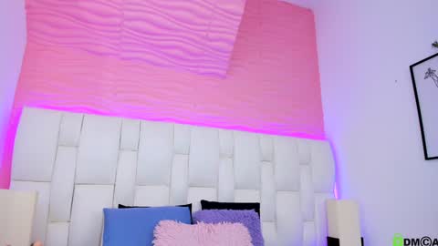 Snapshot of mile_loucrath chatting on 02-04-25, 08:17 mile_loucrath online show from 02-04-25, 08:17