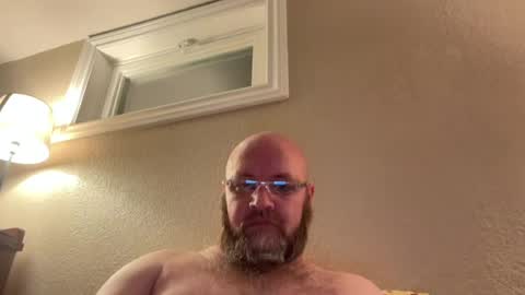 Snapshot of milehighbeard chatting on 07-31-26, 04:01 milehighbeard online show from 07-31-26, 04:01