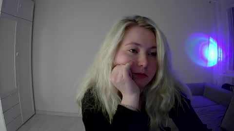 Milena new nonude shy blonde natural online show from 05-13-26, 09:00