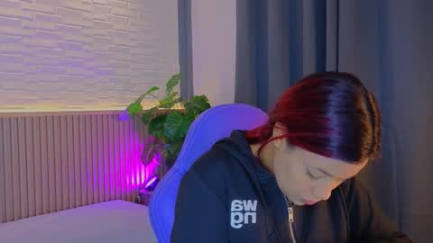 milena_lawson online show from 10-03-25, 11:07