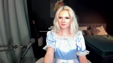 Milena online show from 03-01-25, 08:10